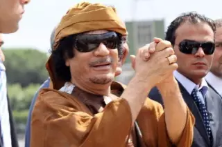 8 место самые богатые люди в истории: Муаммар Каддафи