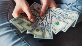 Суть денег. Деньги и их свойства